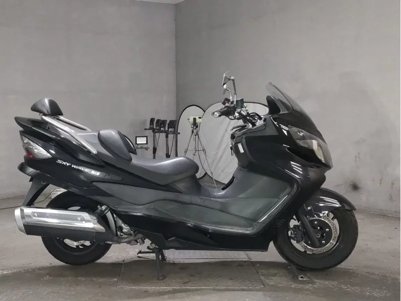 Suzuki SKYWAVE 250S