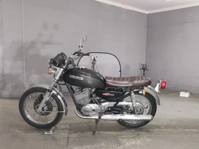 Suzuki GT250