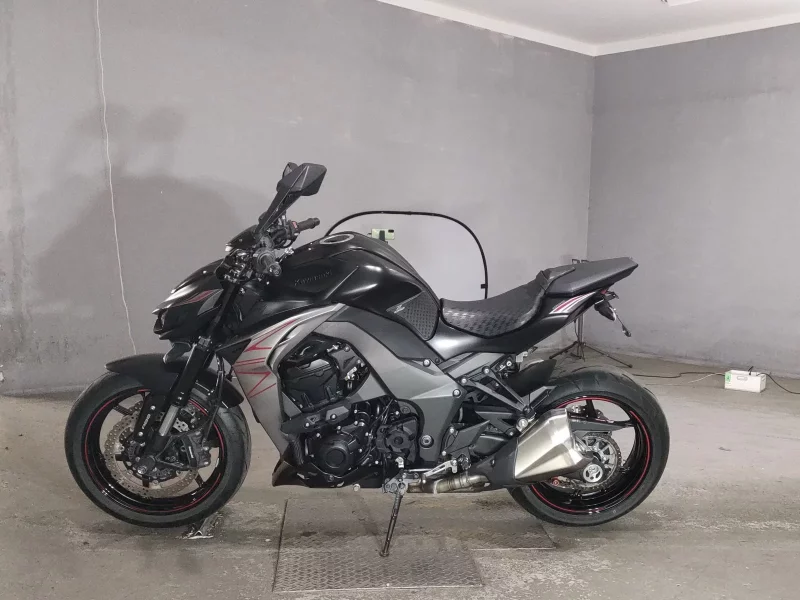 Kawasaki Z1000