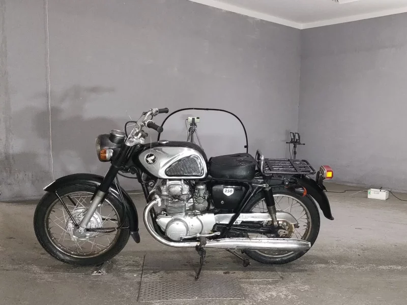 Honda CD250