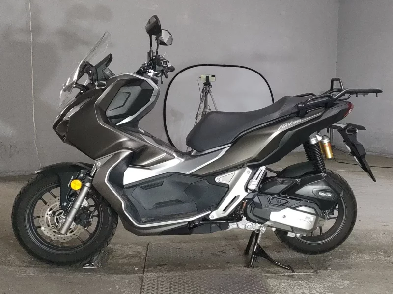 Honda ADV150