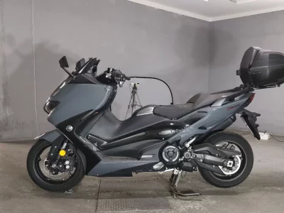 Yamaha T-MAX560