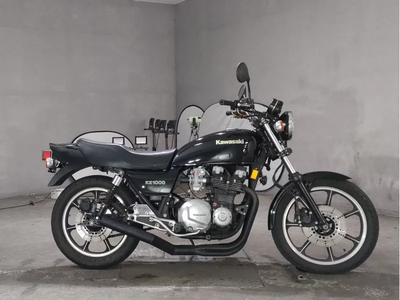 Kawasaki Z1000J