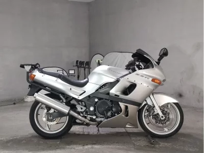 Kawasaki ZZR400