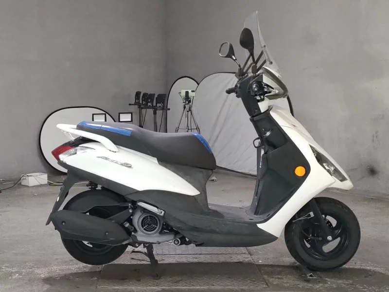 Yamaha AXIS Z