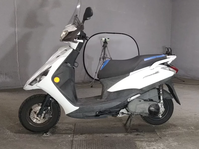Yamaha AXIS Z