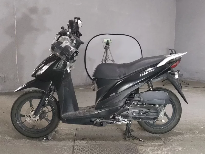 Suzuki ADDRESS V110