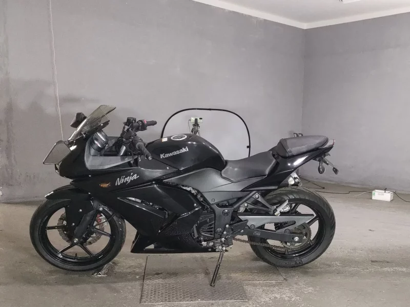 Kawasaki NINJA250R
