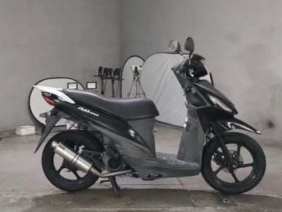 Suzuki ADDRESS V110