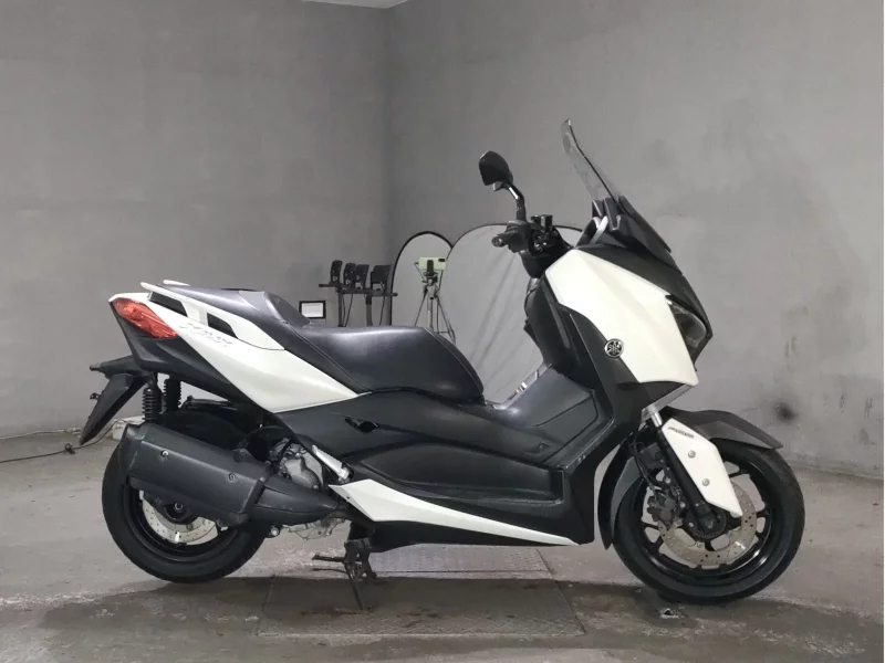 Yamaha X-MAX250
