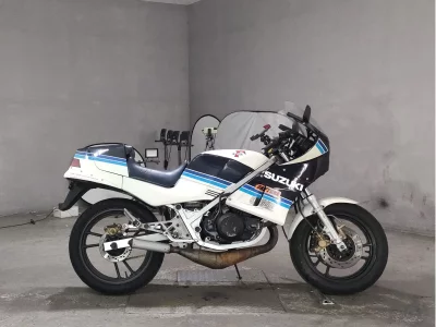 Suzuki RG250