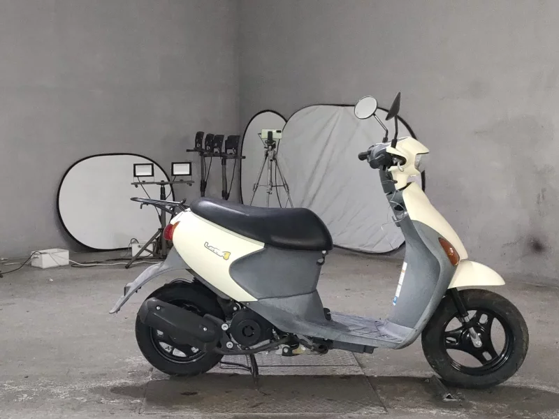 Suzuki LET S4