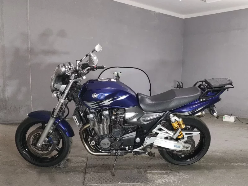 Yamaha XJR1300