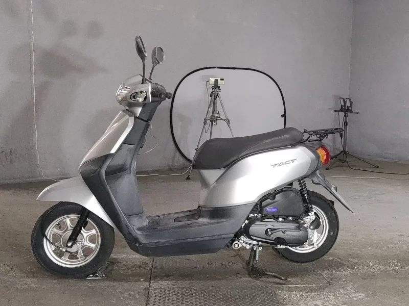Honda TACT BASIC