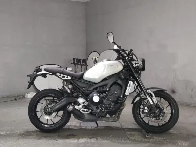 Yamaha XSR900