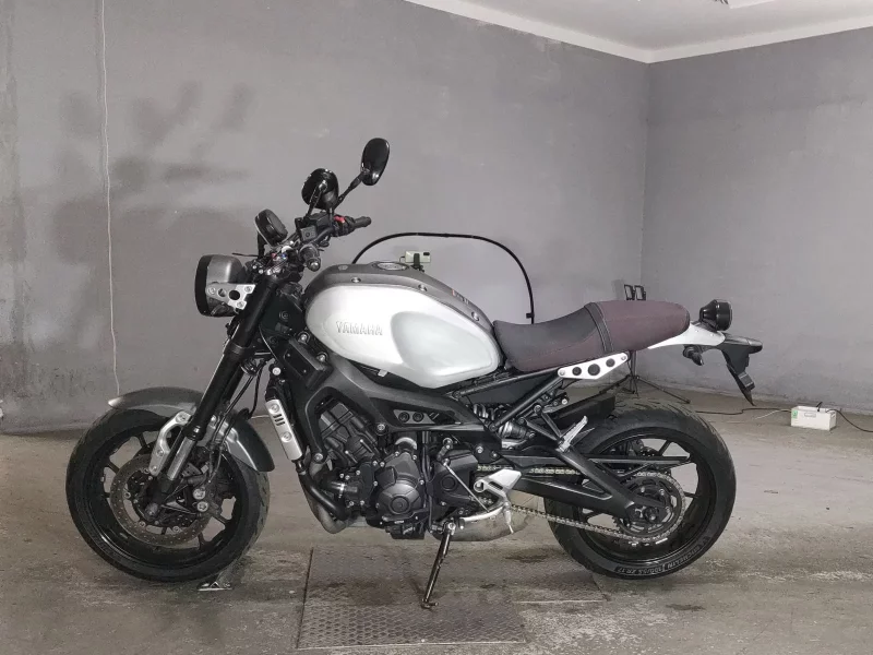 Yamaha XSR900