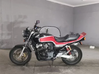 Honda CB400SFV-2