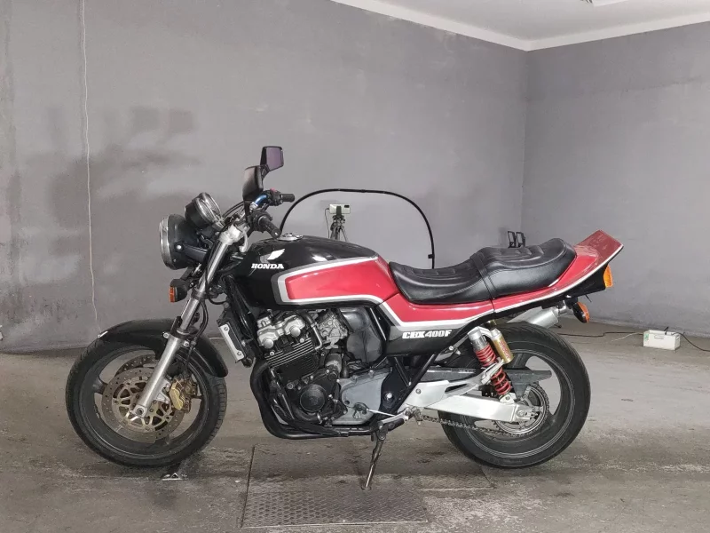 Honda CB400SFV-2