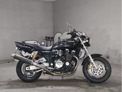 Yamaha XJR1200