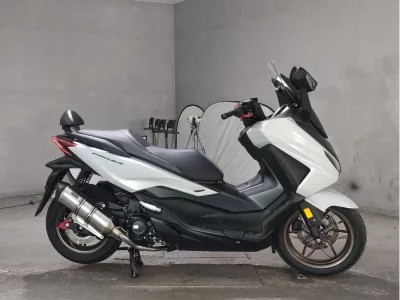 Honda FORZA