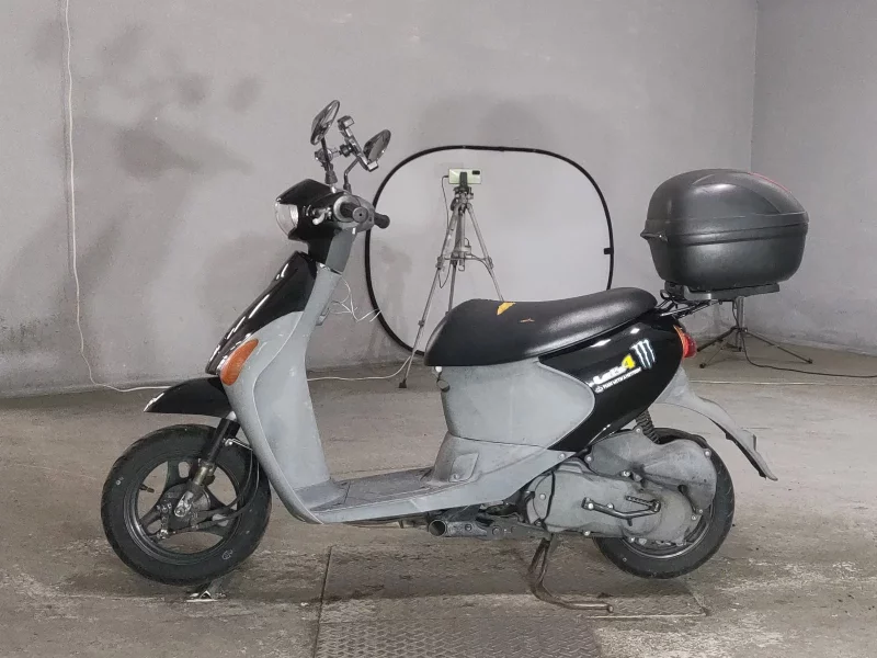 Suzuki LET S4