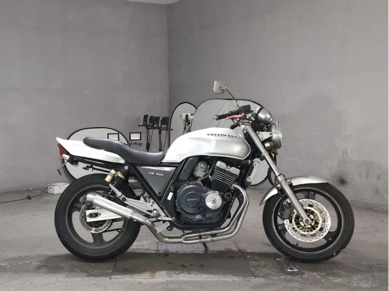 Honda CB400SF