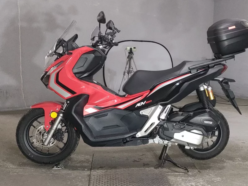 Honda ADV150