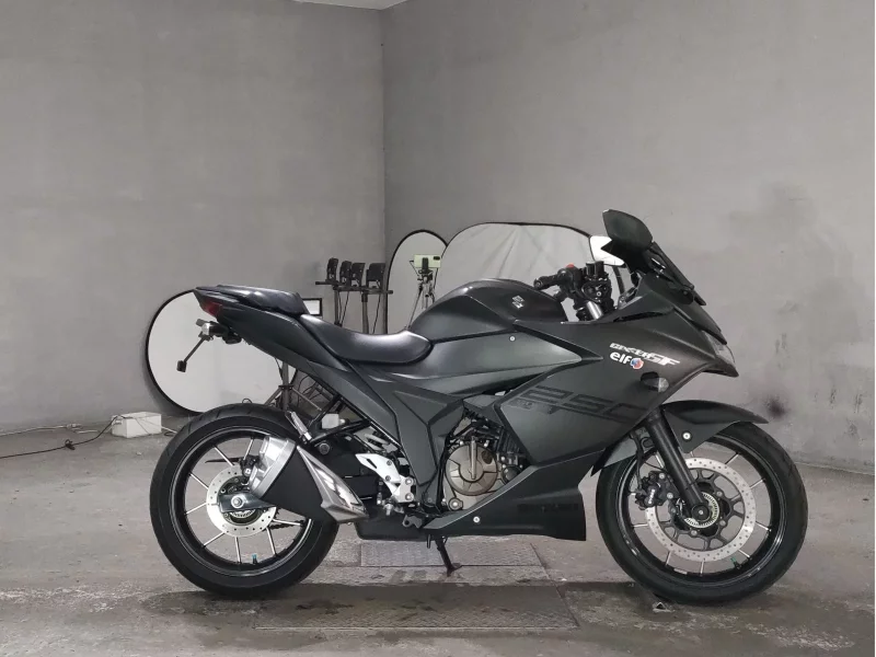 Suzuki JIKUSA-SF250