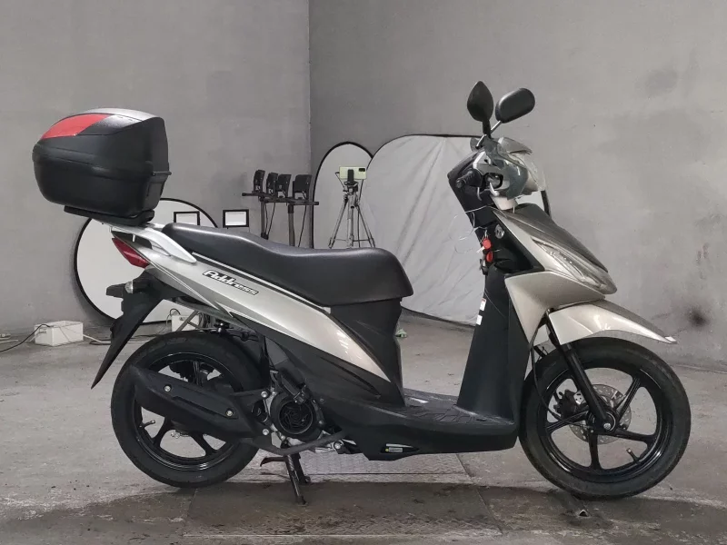 Suzuki ADDRESS V110