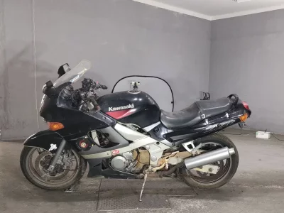 Kawasaki ZZR400