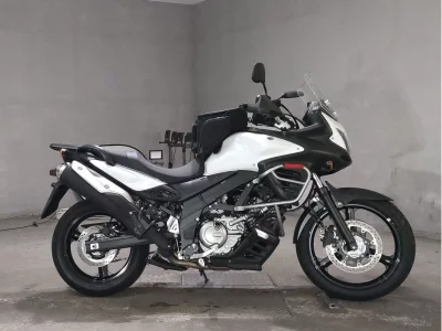 Suzuki V STROM650