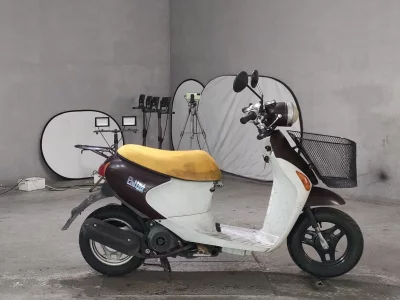 Suzuki LET S4