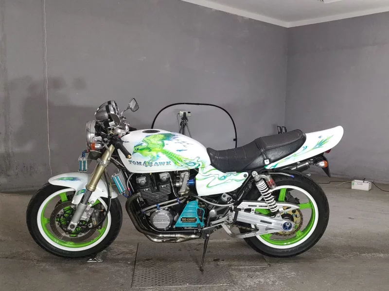 Kawasaki ZEPHYR400K