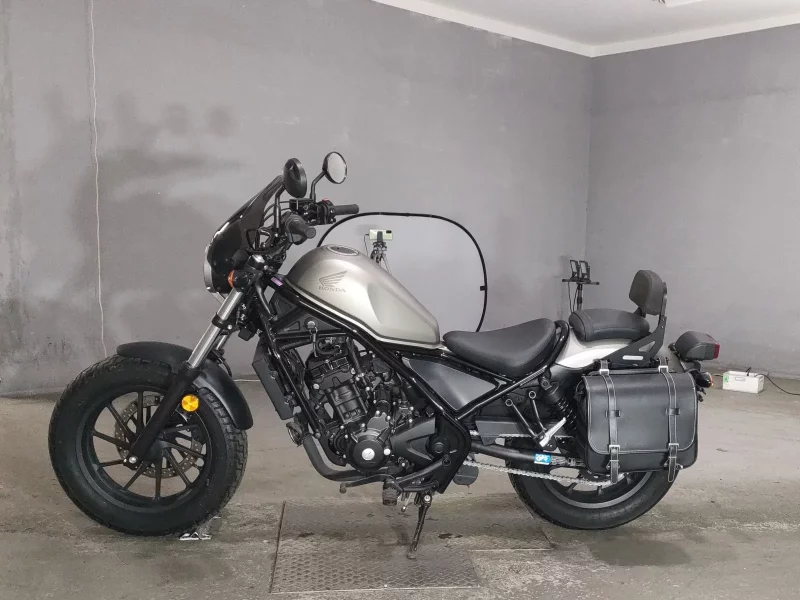 Honda REBEL