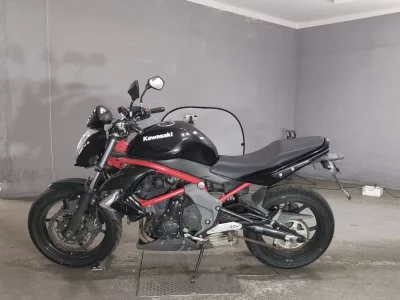 Kawasaki ER-4N
