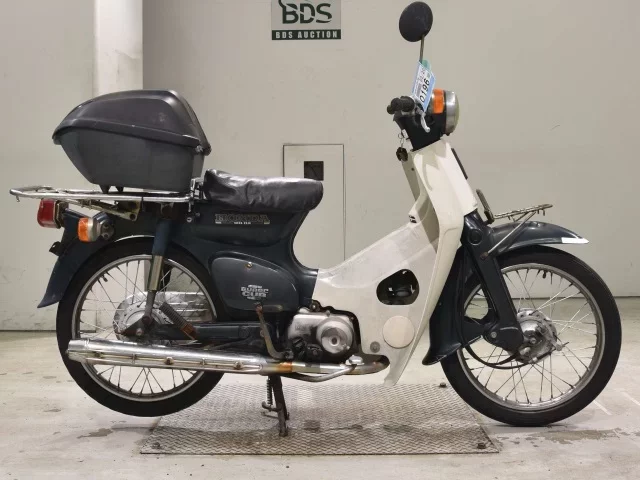Honda C90