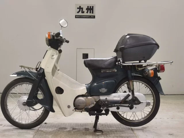 Honda C90