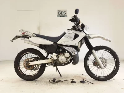 Yamaha LANZA DT230