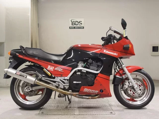Kawasaki GPZ900R