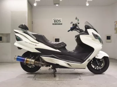Suzuki SKYWAVE 250S-3