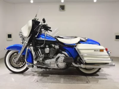 Harley-Davidson HARLEY FLHTCU1340