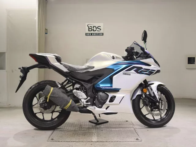 Yamaha YZF-R25A