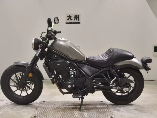 Honda REBEL