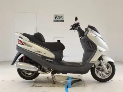 SYM SYM RV180EFI