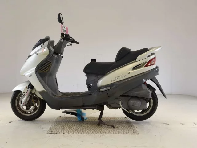 SYM SYM RV180EFI
