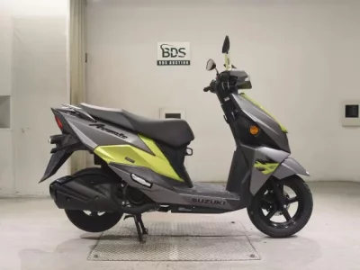 Suzuki AVENIS 125-2