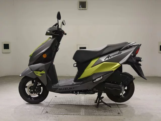 Suzuki AVENIS 125-2