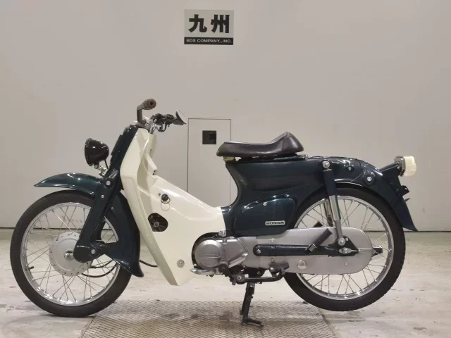 Honda C90