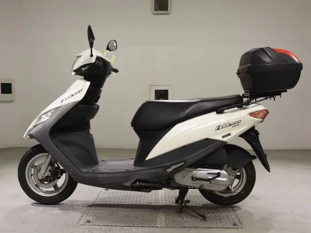 Suzuki ADDRESS V125