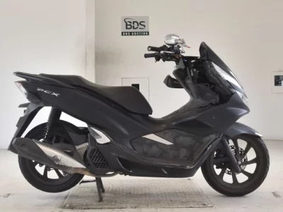 Honda PCX125-3